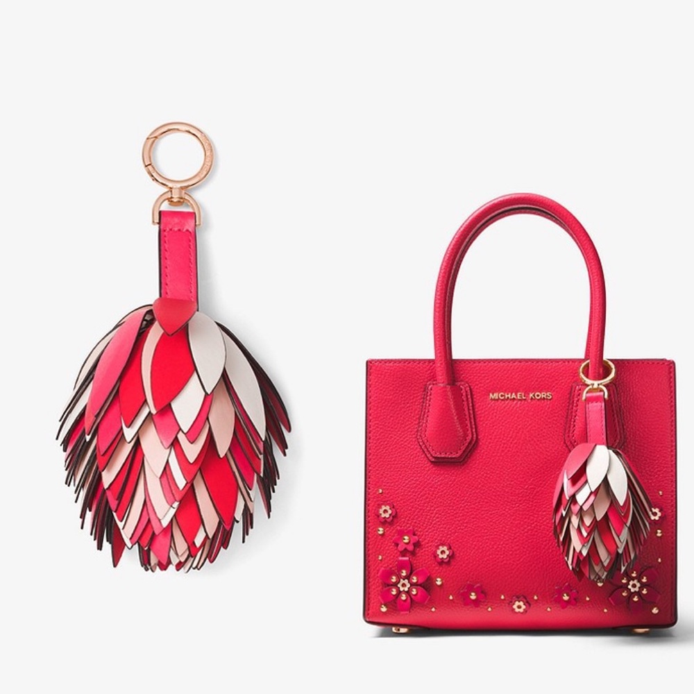🎉SOLD🎉NEW Michael Kors Petal Pom Pom Keychain